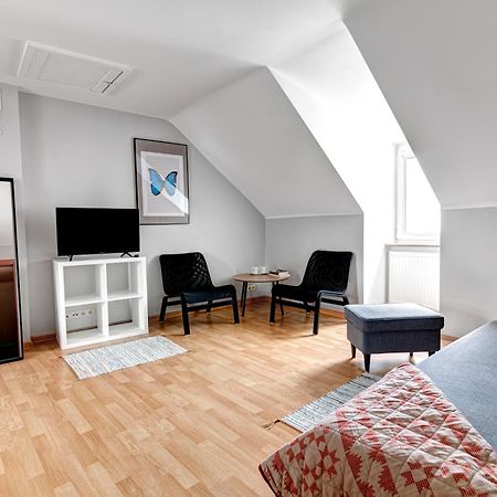 Villa Wesola Pokoje Z Lazienkami I Dostepem Do Kuchni W Centrum Krynicy Zdroju Bezplatne Miejsca Postojowe Krynica Zdroj Ngoại thất bức ảnh